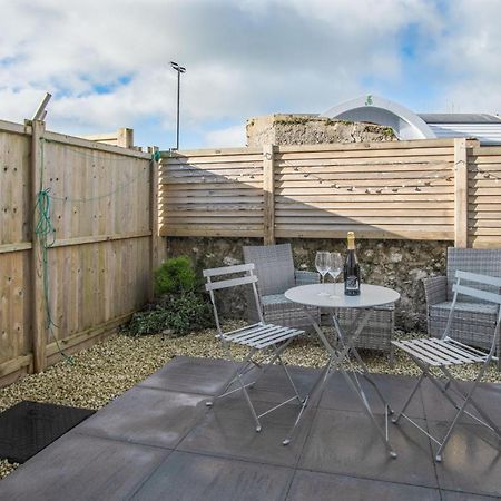 Ty Melyn - 2 Bedroom Cottage - Tenby Esterno foto