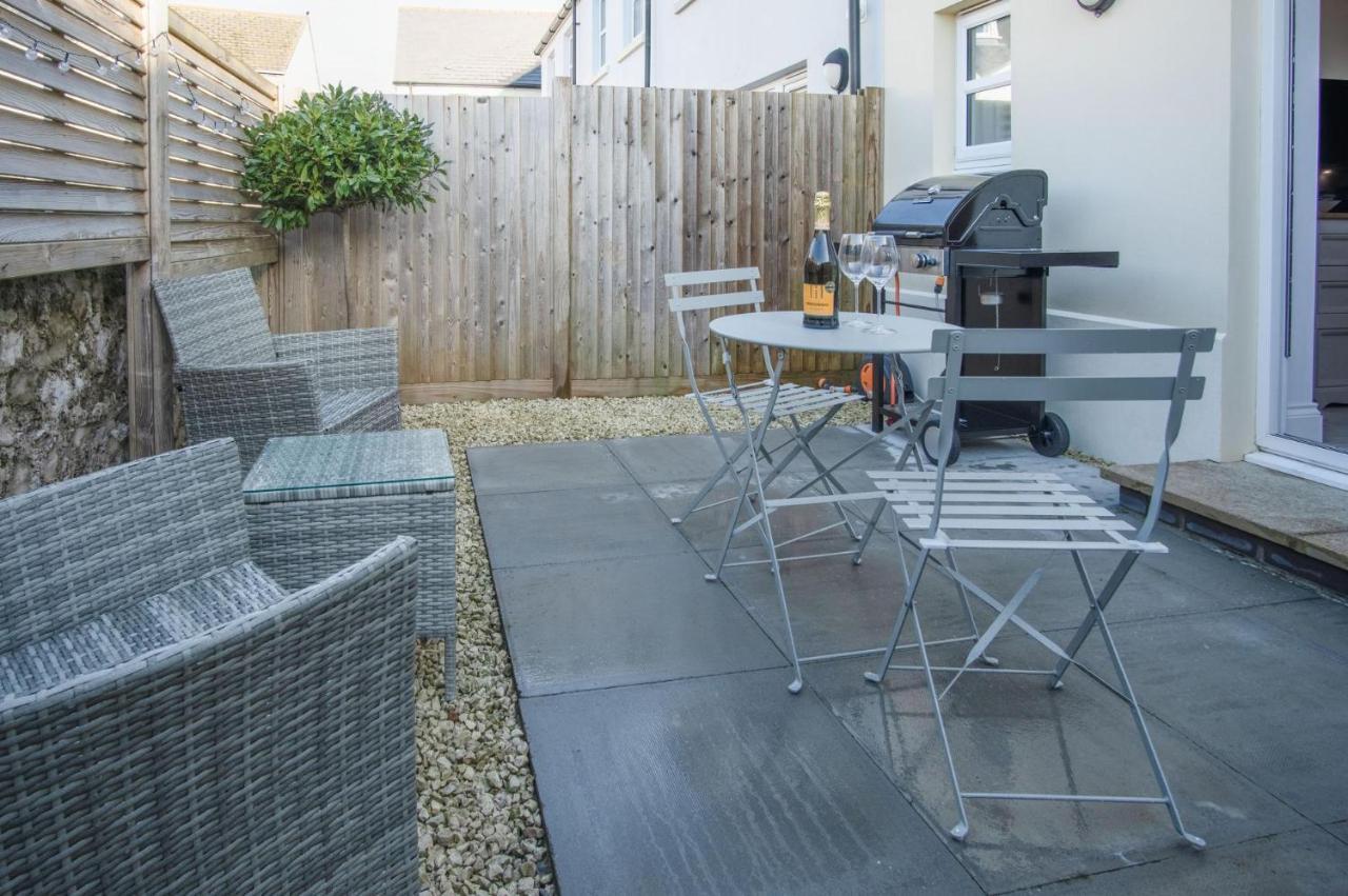 Ty Melyn - 2 Bedroom Cottage - Tenby Esterno foto