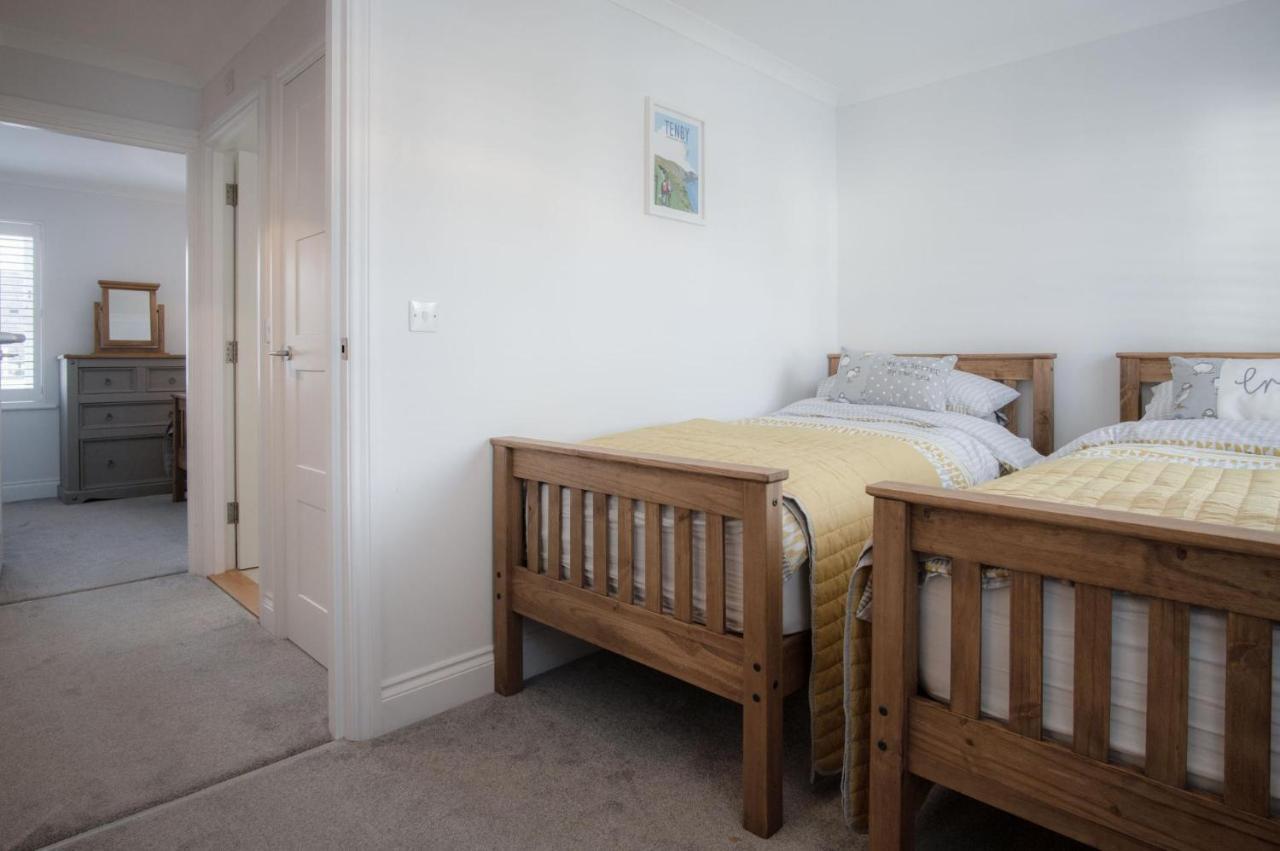 Ty Melyn - 2 Bedroom Cottage - Tenby Esterno foto