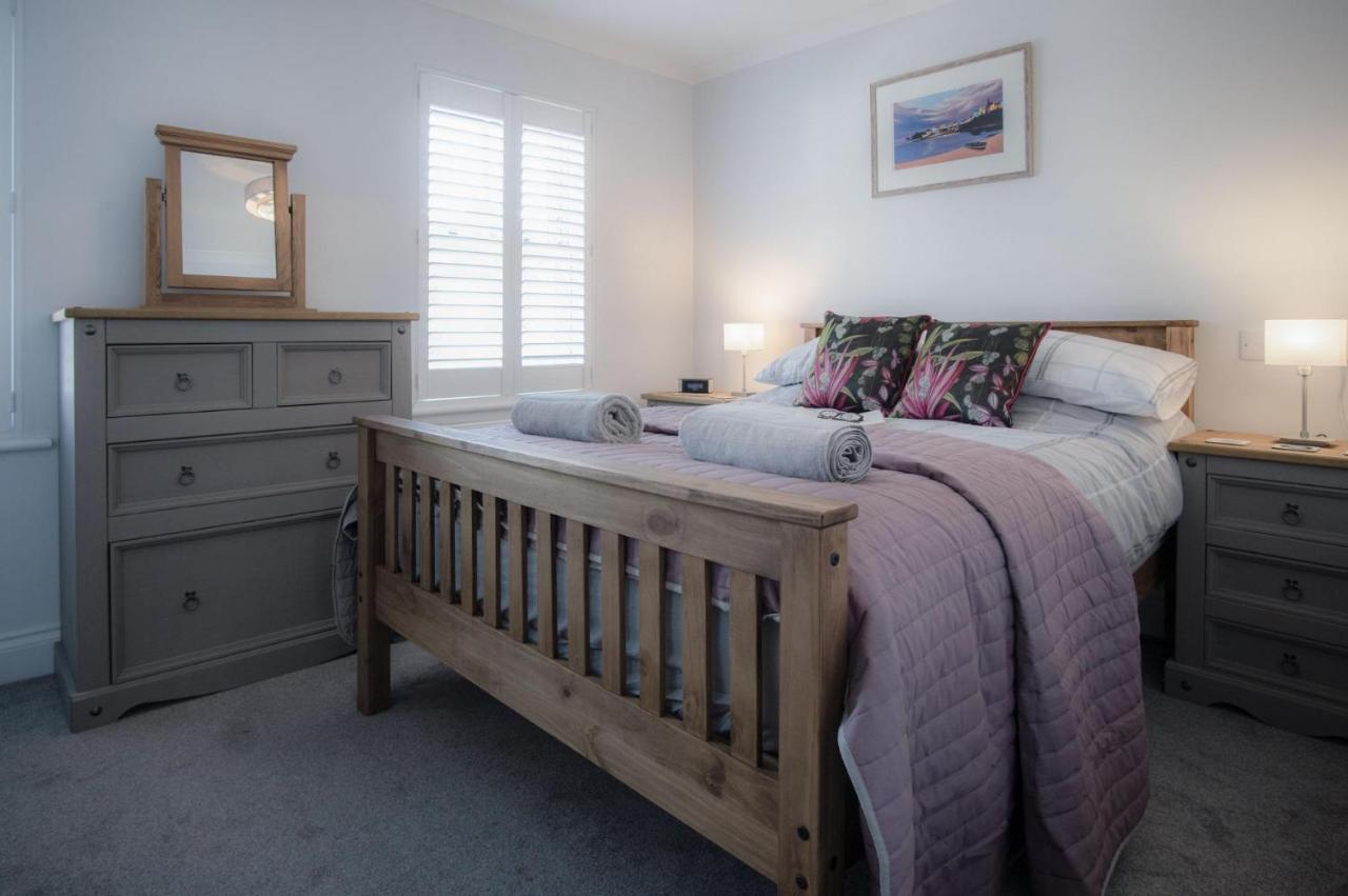 Ty Melyn - 2 Bedroom Cottage - Tenby Esterno foto