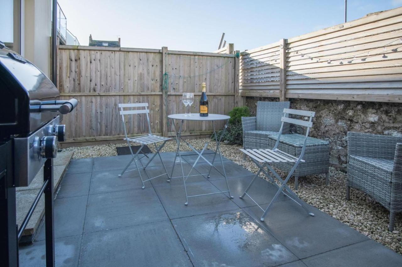 Ty Melyn - 2 Bedroom Cottage - Tenby Esterno foto