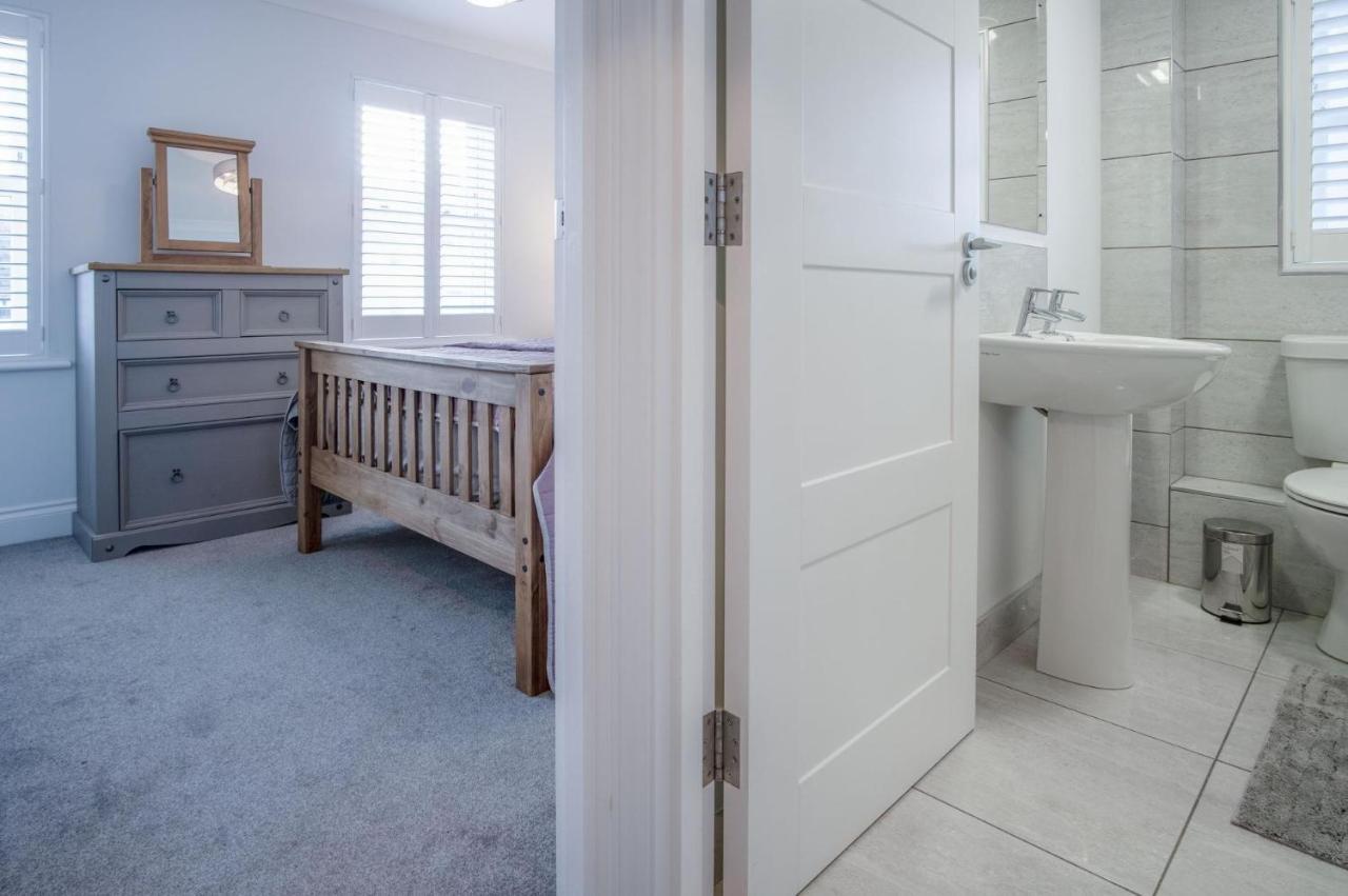 Ty Melyn - 2 Bedroom Cottage - Tenby Esterno foto