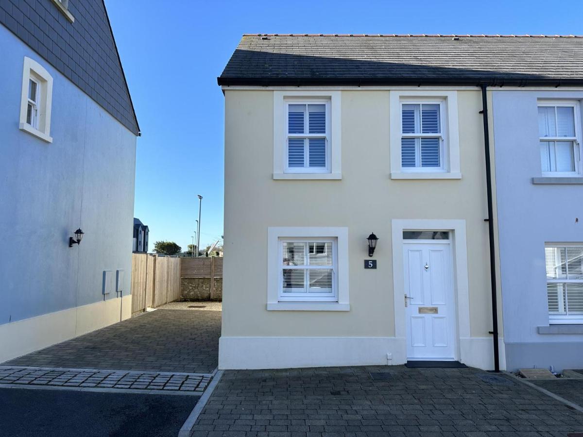 Ty Melyn - 2 Bedroom Cottage - Tenby Esterno foto
