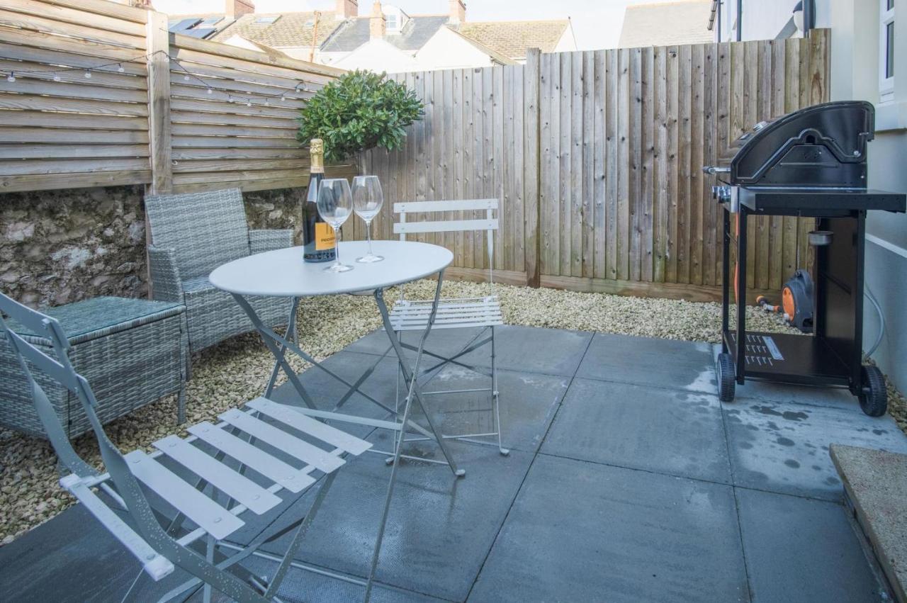 Ty Melyn - 2 Bedroom Cottage - Tenby Esterno foto