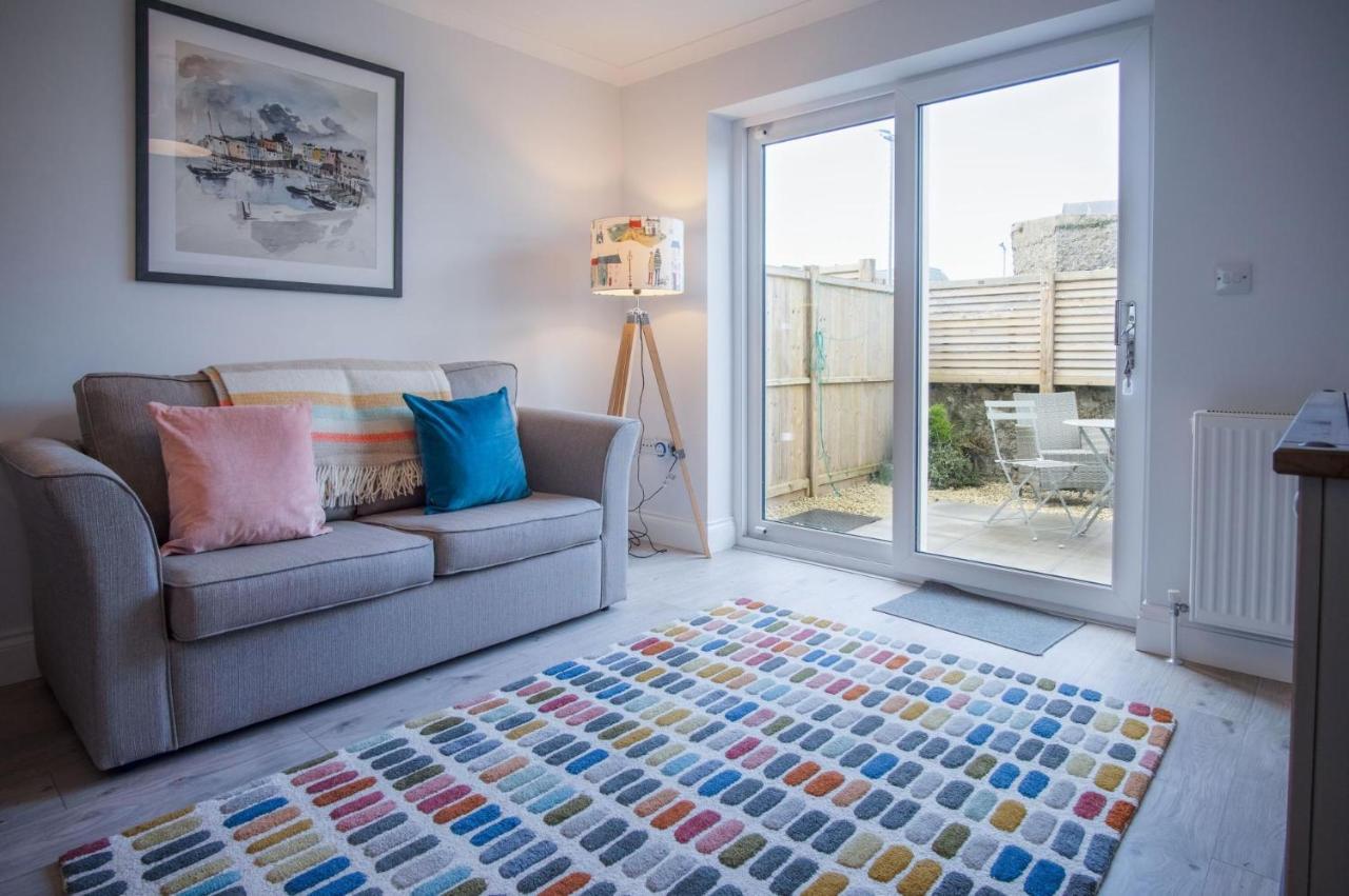 Ty Melyn - 2 Bedroom Cottage - Tenby Esterno foto