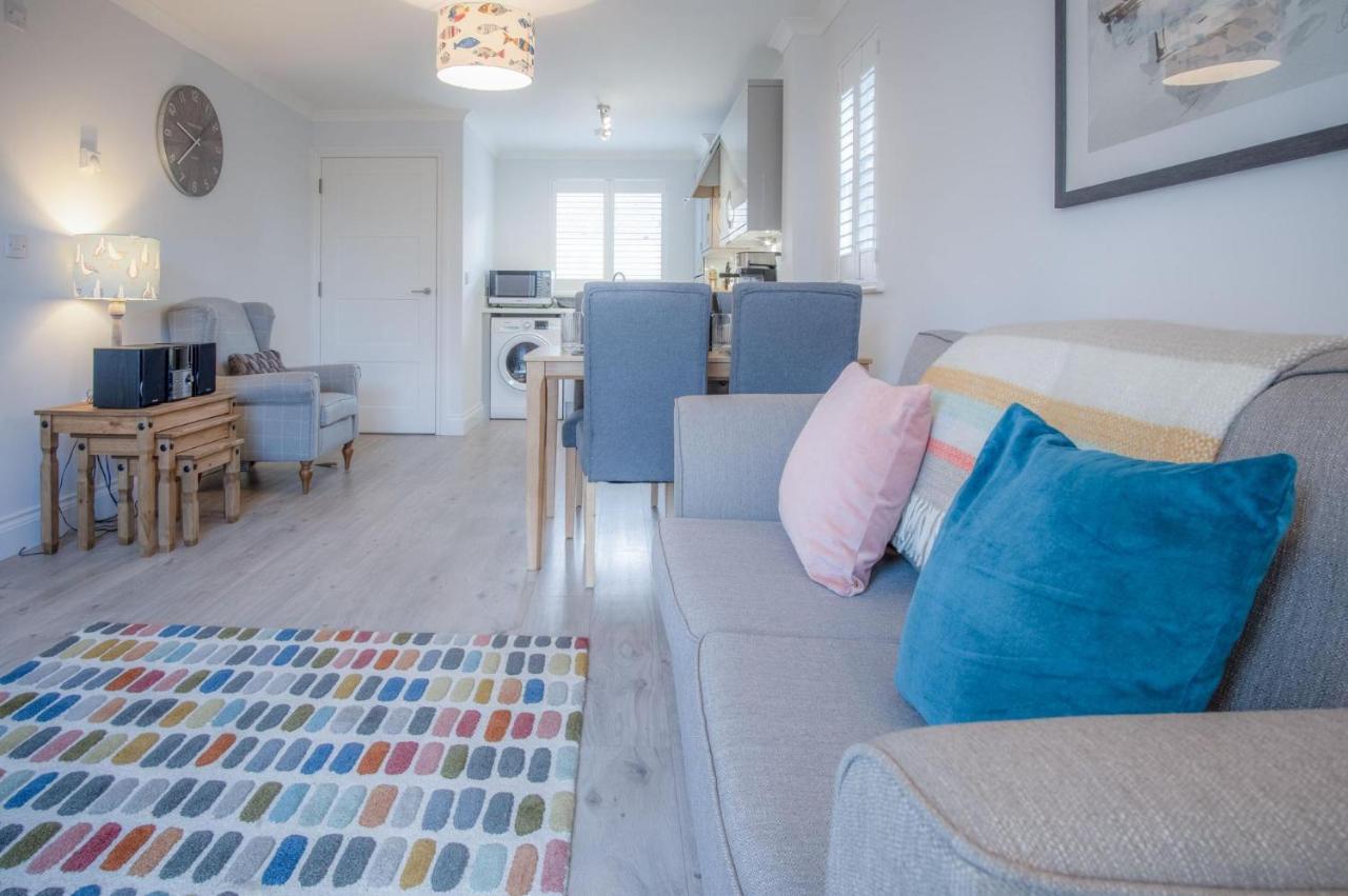 Ty Melyn - 2 Bedroom Cottage - Tenby Esterno foto