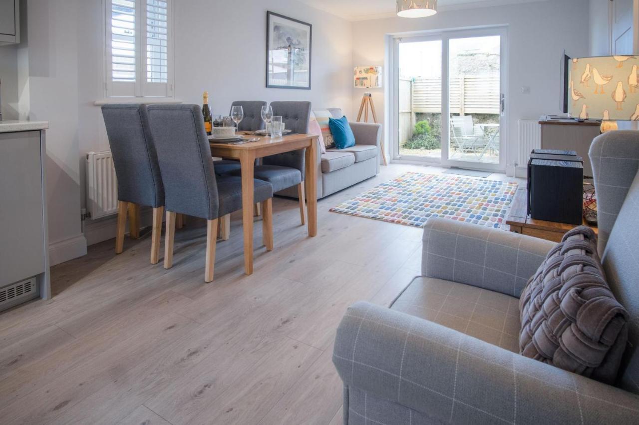 Ty Melyn - 2 Bedroom Cottage - Tenby Esterno foto