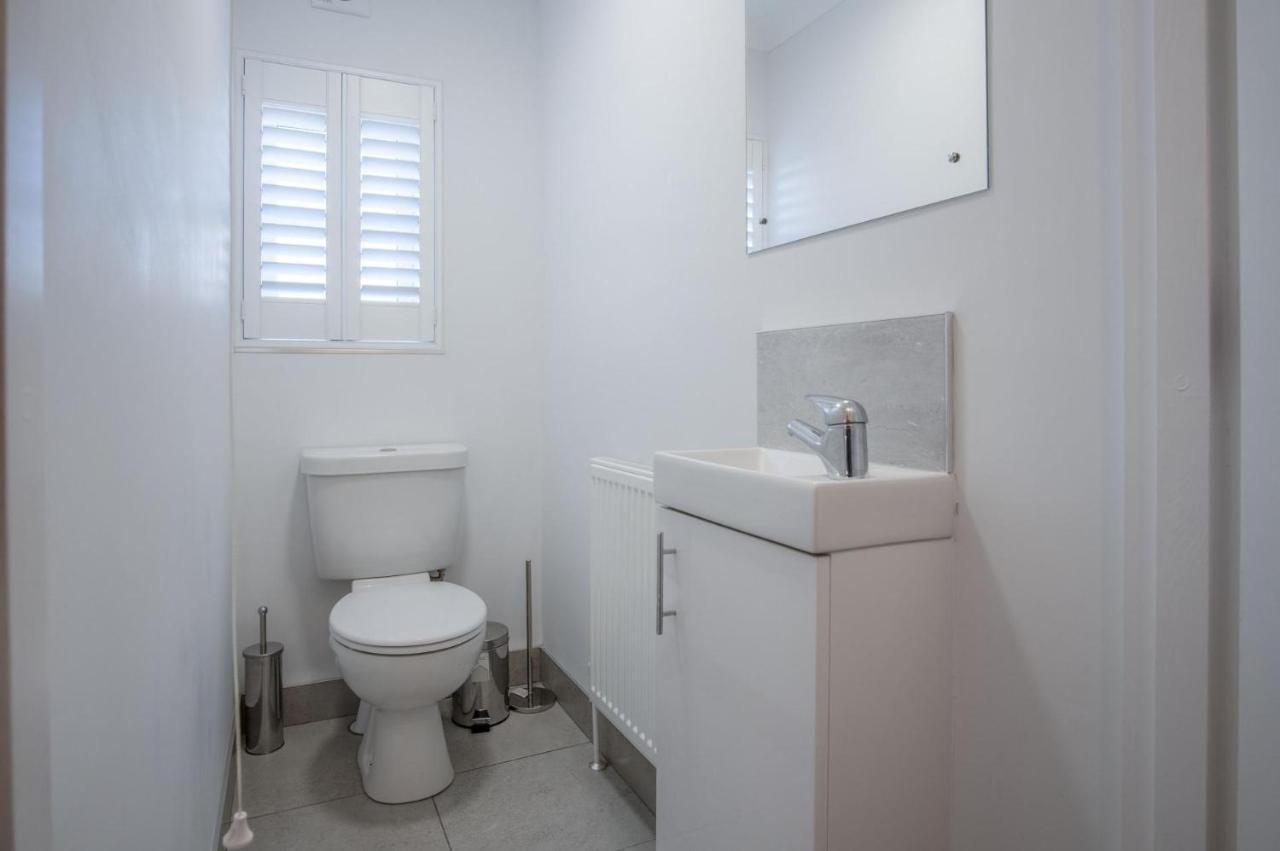 Ty Melyn - 2 Bedroom Cottage - Tenby Esterno foto